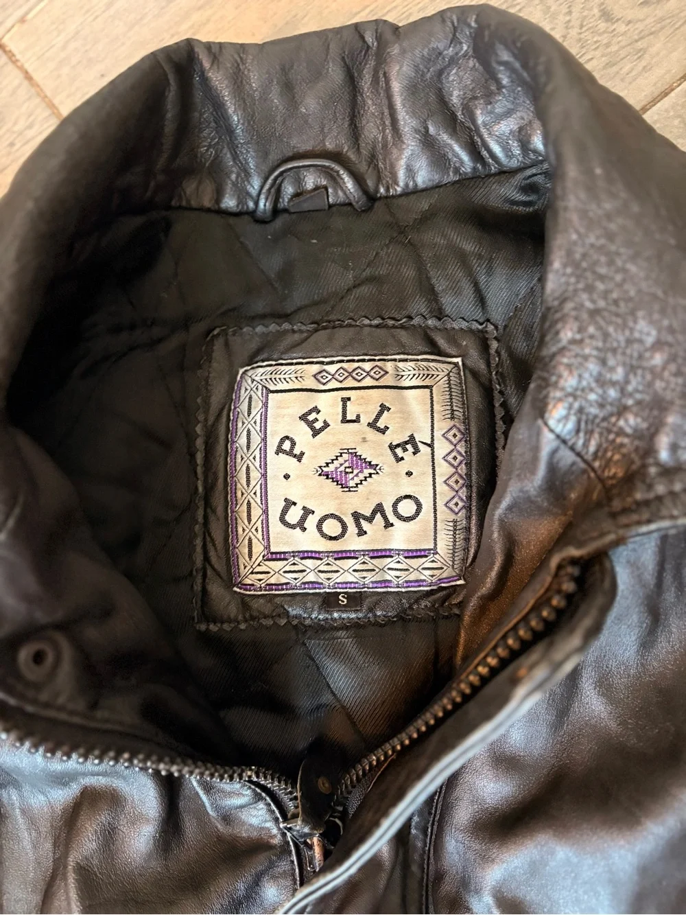 Vintage Pelle Uomo Black Leather Bomber Jacket Size Small Gorpcore Minimalist
